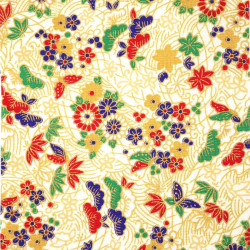 tissu blanc japonais en coton motifs matsu fleurs papillons fabriqué au Japon largeur 112 cm x 1m
