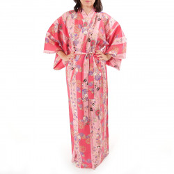 japanische Yukata Kimono rosa Baumwolle, GEISHA, Schönheits-Geisha auf gestreiftem Hintergrund