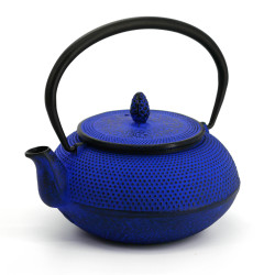 Blau emaillierte japanische Teekanne aus Gusseisen, ROJI ARARE, 0.6lt
