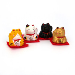 Set of 4 Japanese manekineko lucky cats, YONEKO, 3 cm