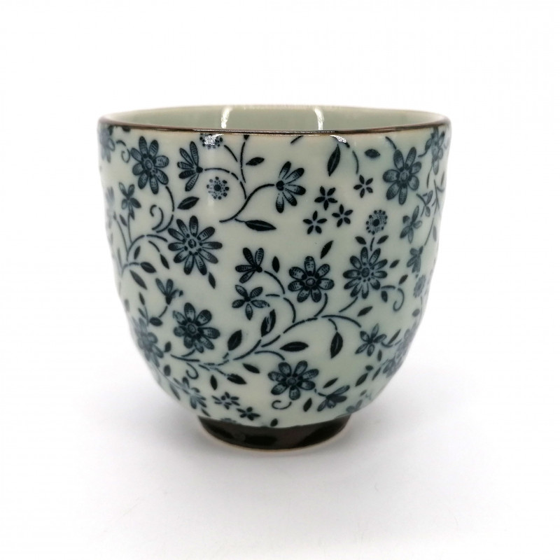 japanese teacup in ceramic SUÎTO blue flowers patterns