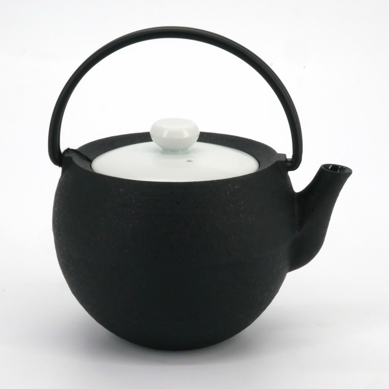 Small round Japanese prestige cast iron teapot, CHÛSHIN KÔBÔ MARUTAMA, SHIROI, 0.4 L
